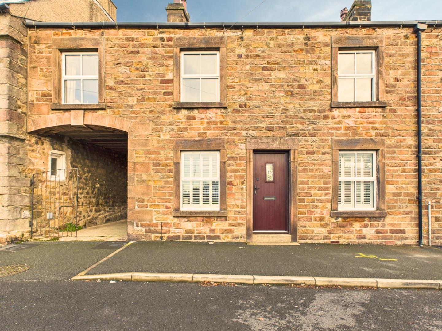 10 Torrisholme Square, Morecambe LA4 6NJ